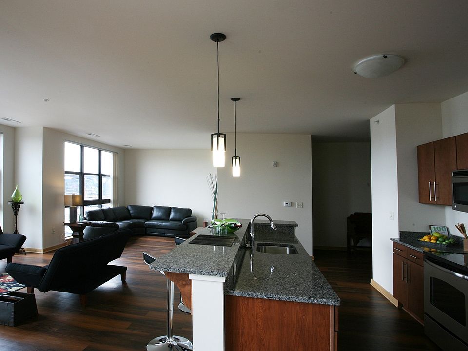 2nd image of 159 N Jackson St APT 404