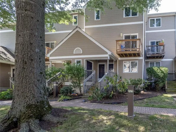 5 Glenrock #5, Norwalk, CT 06850