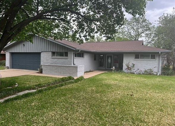 1st image of 2507 SE 11th St