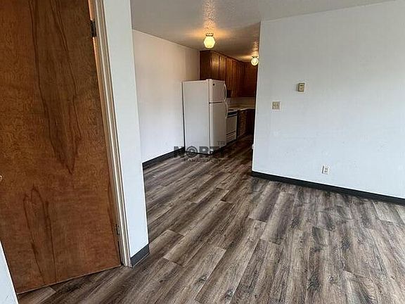 5th image of 1420 Jefferson St APT 35