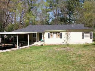 1305 Valley Dr, Longview, TX 75601