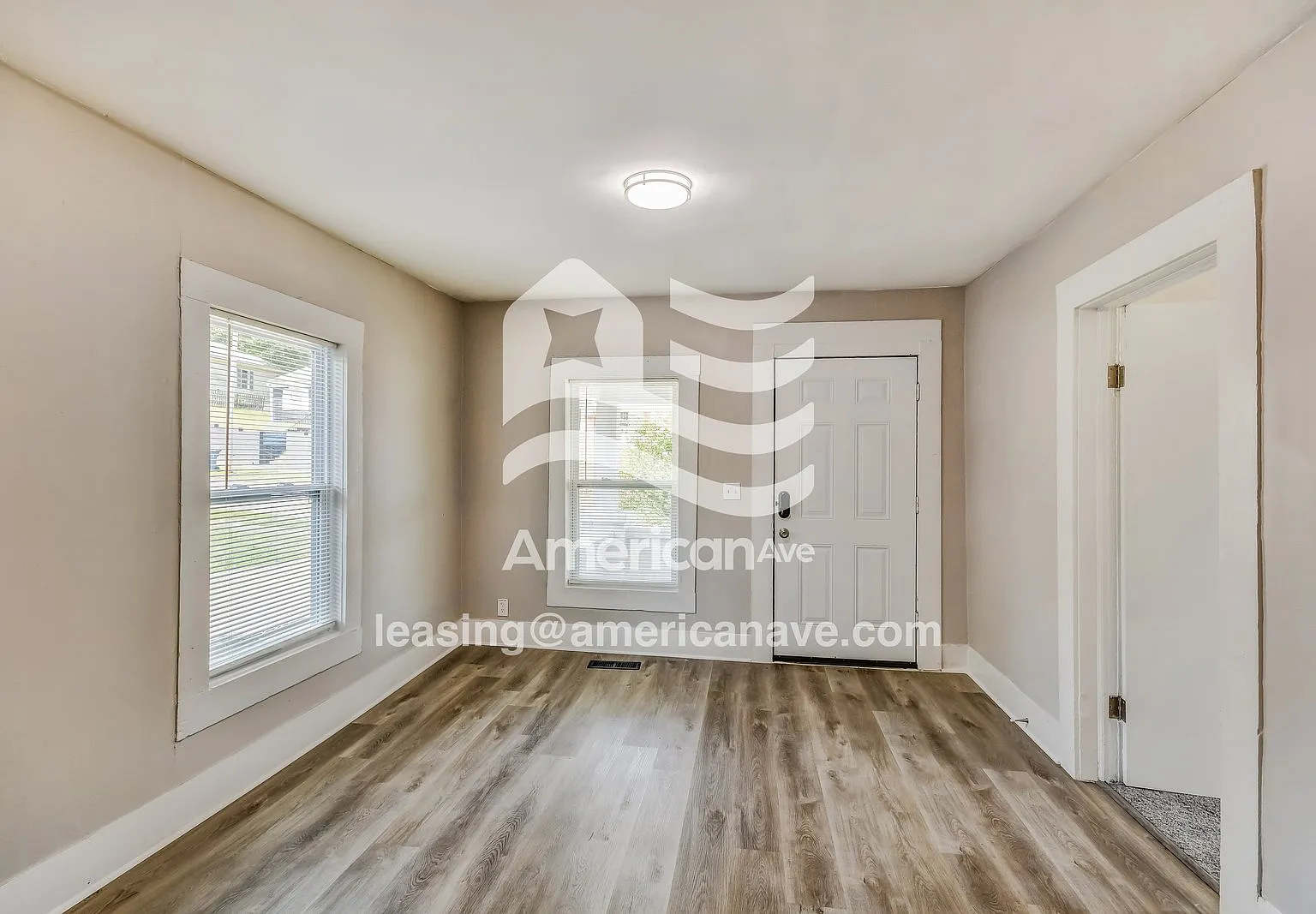 2 bed, 1.0 bath, 872 sqft, $997 — Photo 3