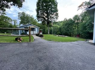 14403 McLane Pike, Liberty, WV 25124