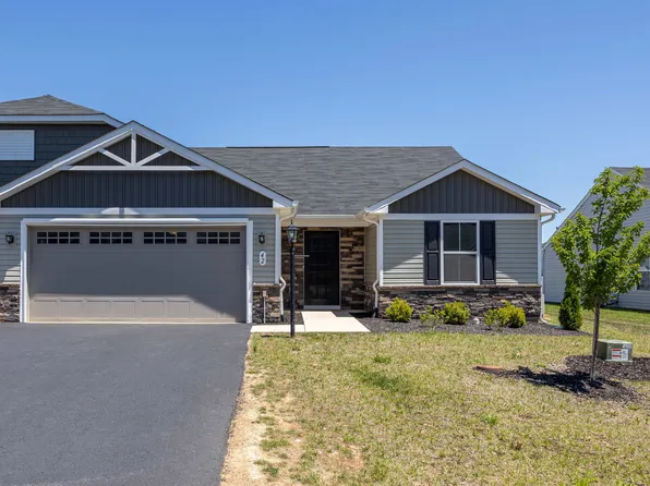 42 S Peak Dr, McGaheysville, VA 22840
