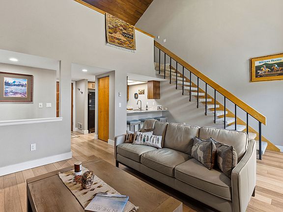 3rd image of 270 Bridge St #303