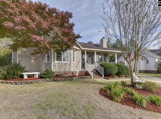 200 N Wrenwood Dr, Lexington, SC 29073