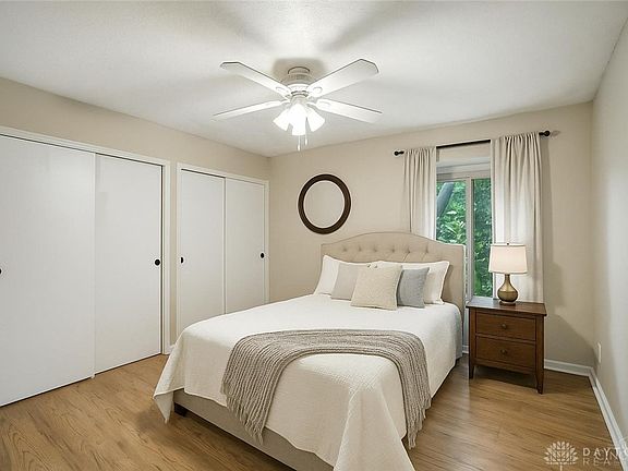 5th image of 4923 Columbia Cir #139