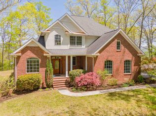 106 Mountain Laurel Ln, Pembroke, VA 24136