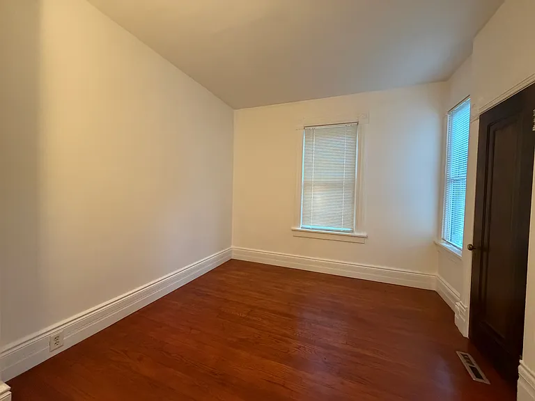 bedroom1