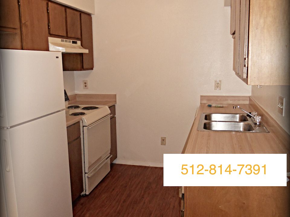 2nd image of 1202 E 51st St APT 109