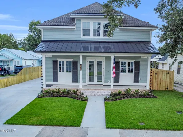 412 Main St, Bay Saint Louis, MS 39520