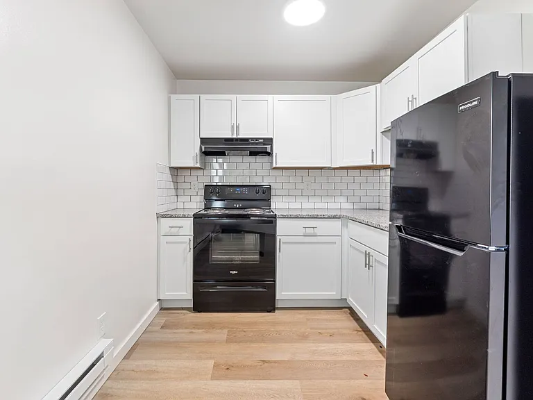 7374 E Main St — Photo 1