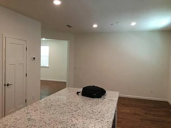 2049 Mannington Pl — Photo 10