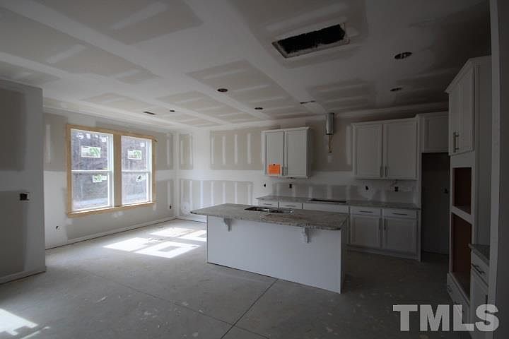 2nd image of 283 Vista Creek Pl