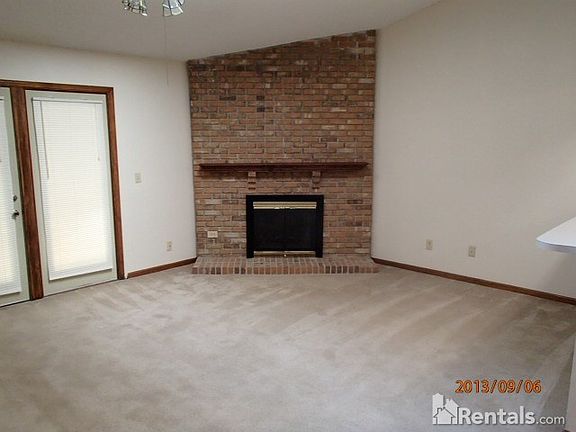 2nd image of 3963 Hollows Dr