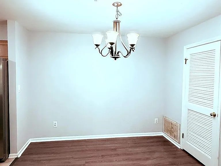 434 Waterford Dr — Photo 22
