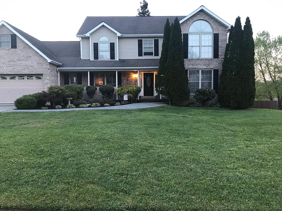 1st image of 110 Lee Carter Dr