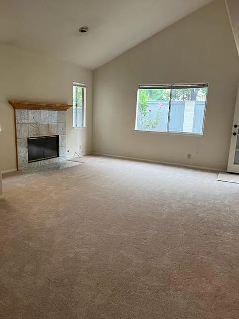 2419 Clark Lane — Photo 4