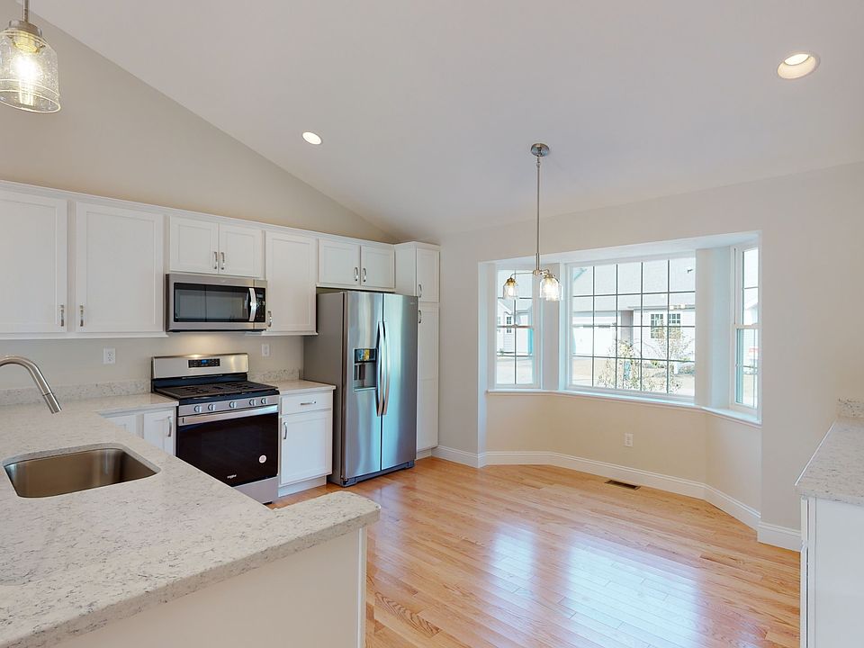 The Rosewood Plan, Pleasant View Farm Condominium, Epping, NH 03042