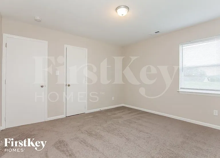 1320 Eagles Landing Dr — Photo 12