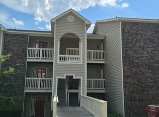 2700-3 Preston Woods Ln, Fayetteville, NC 28304