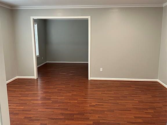 4th image of 6206 Dumfries Dr