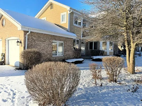 17320 Brook Crossing Ct, Orland Park, IL 60467