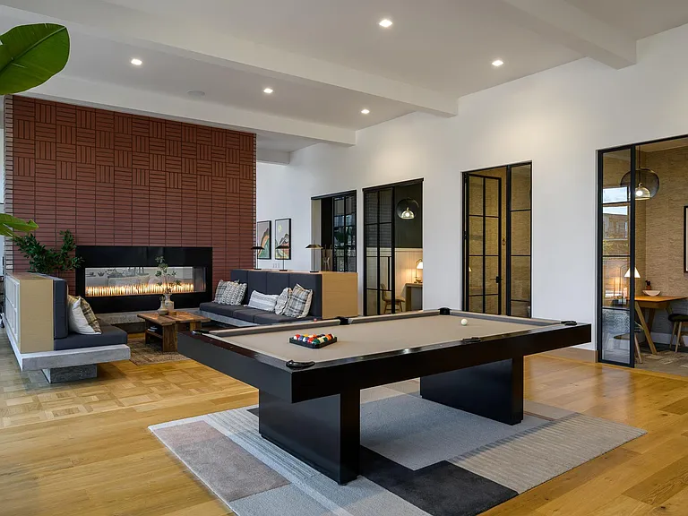Dovetail Apartments — Photo 12