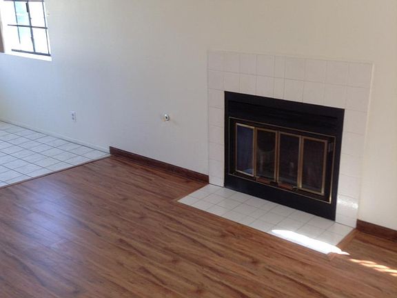 2nd image of 2931 Plaza Del Amo Unit 62