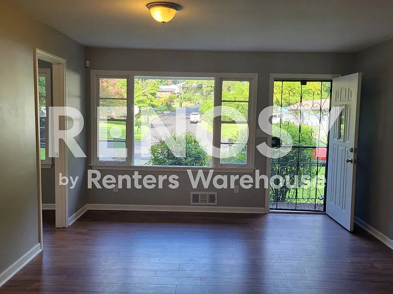 141 Ellendale Ln NW — Photo 11