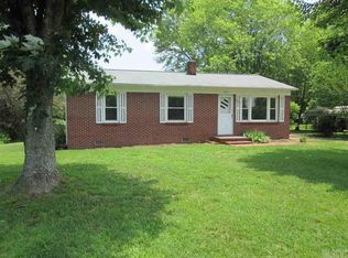 341 Maple St, Hudson, NC 28638