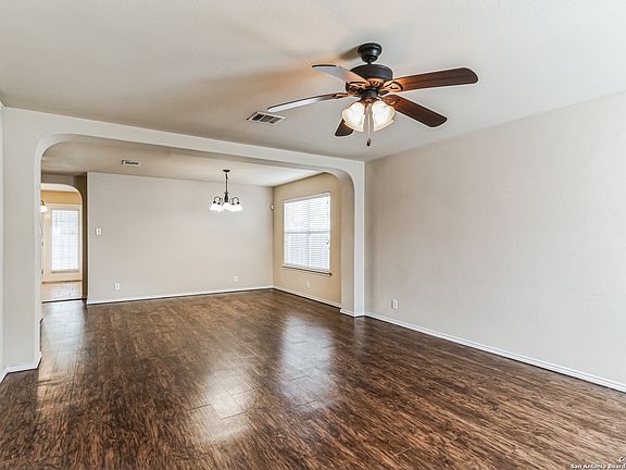 4th image of 317 HUMMINGBIRD DR
