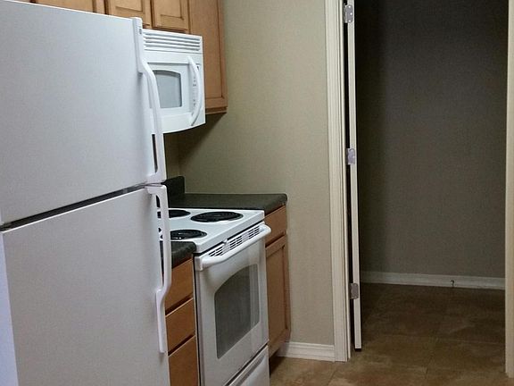 2nd image of 260 Toni Ln #3