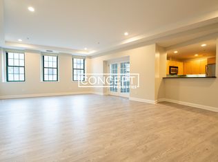 490 Harrison Ave #404CP, Boston, MA 02118