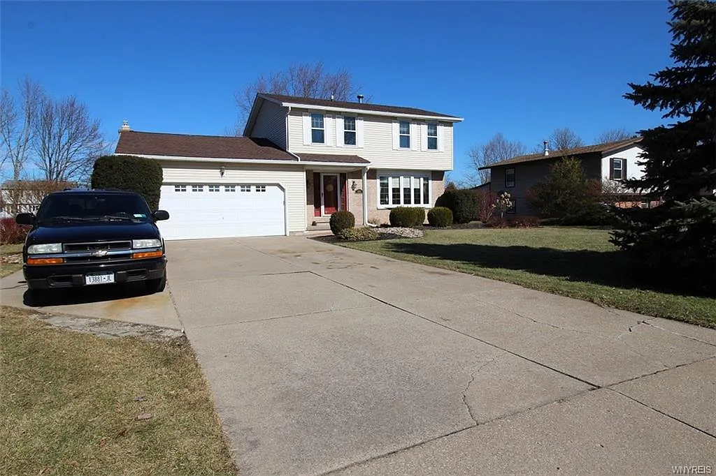 6381 Erna Dr photo 1