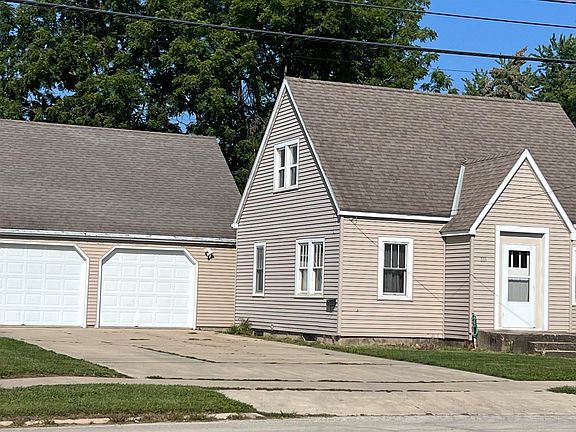 2nd image of 319 S Linn Ave