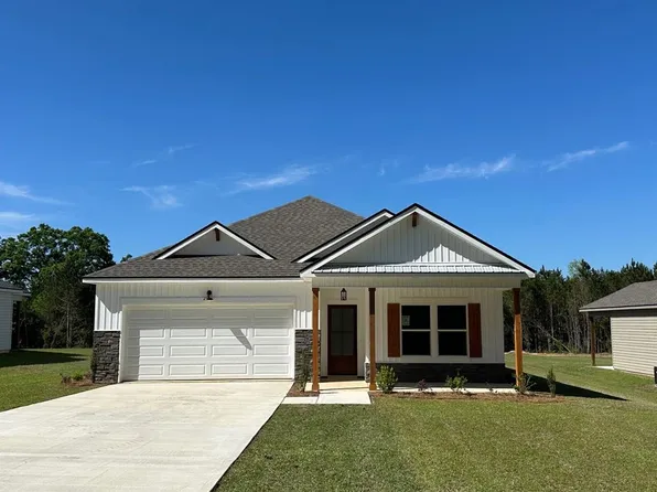 105 Jeter Dr, Midland City, AL 36350
