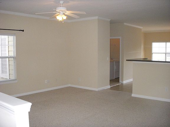4th image of 4204 Regency Ct