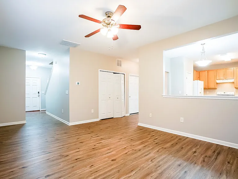 708 Calavaras Ln — Photo 5