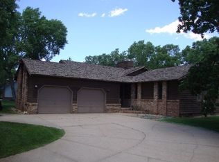 513 Linden Ave, Grand Island, NE 68801