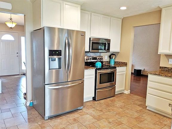 4th image of 4655 Ashbury Park Dr