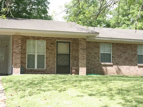335 Southridge Dr, Ridgeland, MS 39157