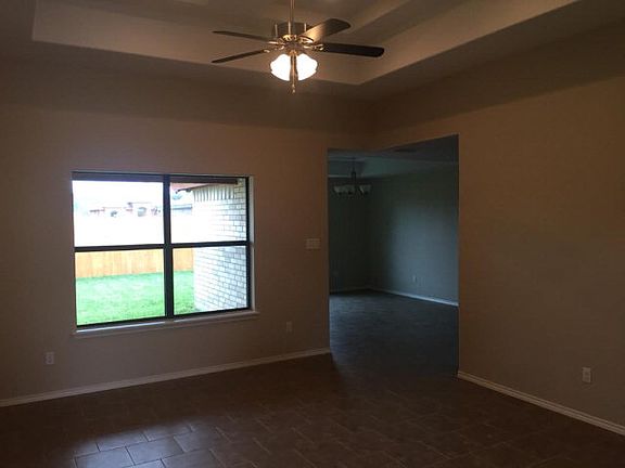 3rd image of 1003 Montecruz St