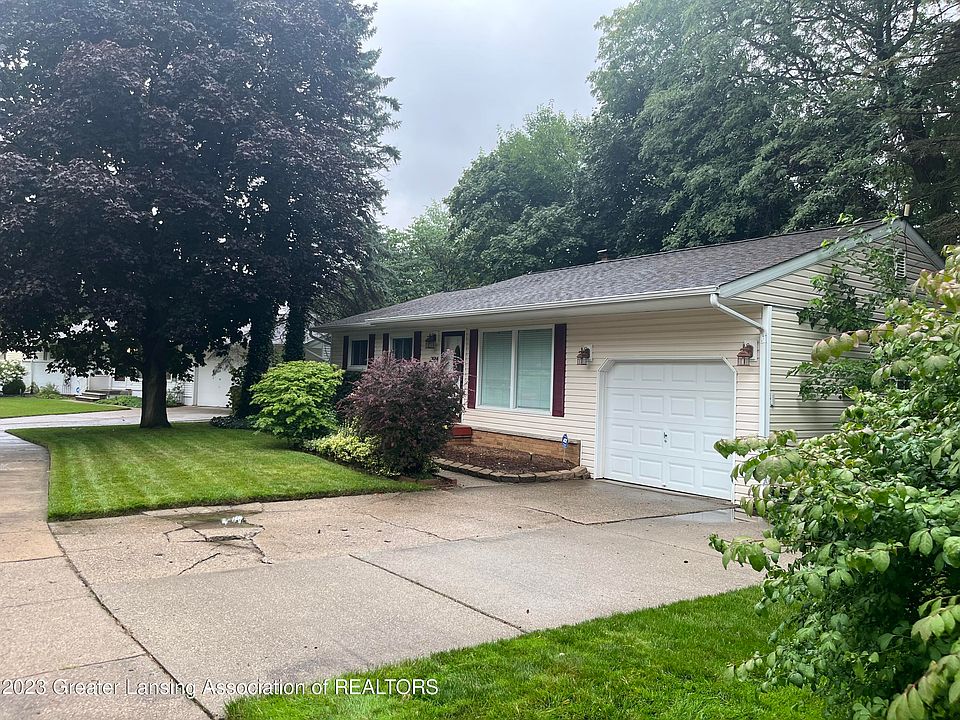 2914 Amherst Dr, Lansing, MI 48906 Zillow