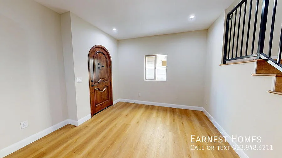 310 N 3rd St — Photo 4