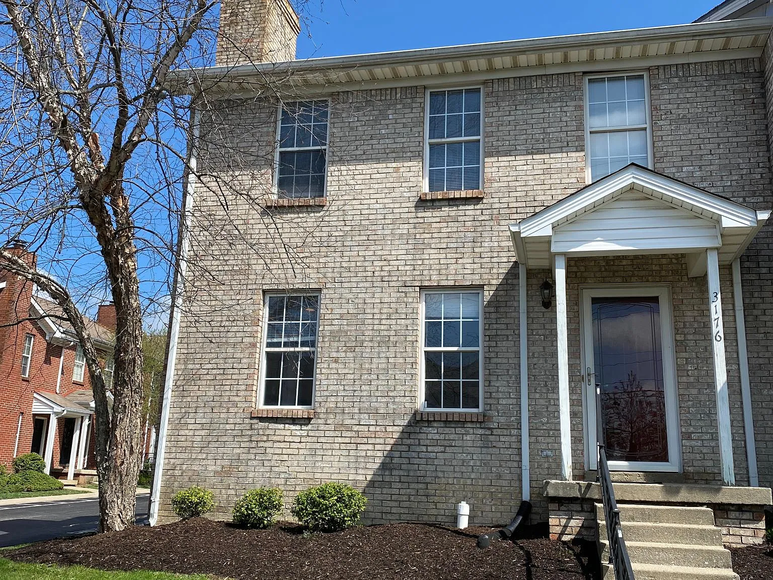 3 bed, 2.5 bath, 1440 sqft, $1,895 — Photo 1