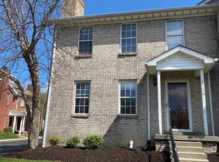 3176 Mapleleaf Sq, Lexington, KY 40509