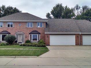 410 16th Ave, Grinnell, IA 50112