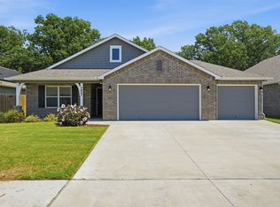 7423 S Walnut Ave, Broken Arrow, OK 74011