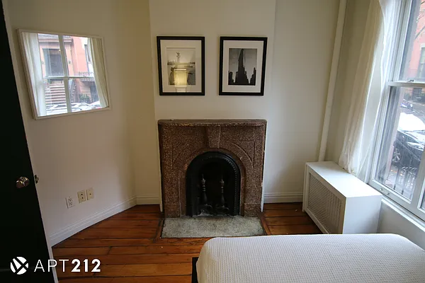 Rented by APT212 INC | media 34